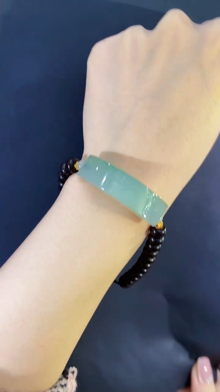 【闪购商品】翡翠手串未镶嵌翡翠佛像手串多人不退不换