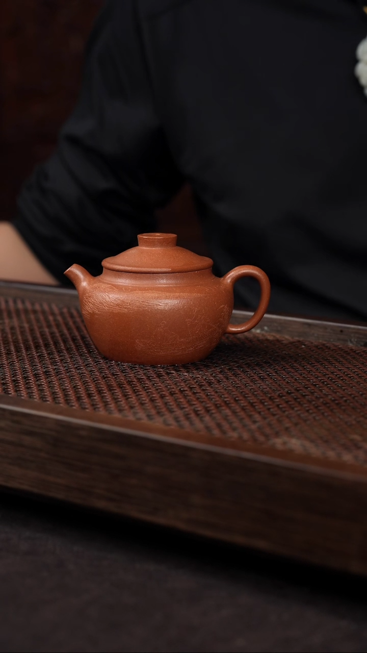 【闪购商品】紫砂茶壶五彩泥刻绘巨轮