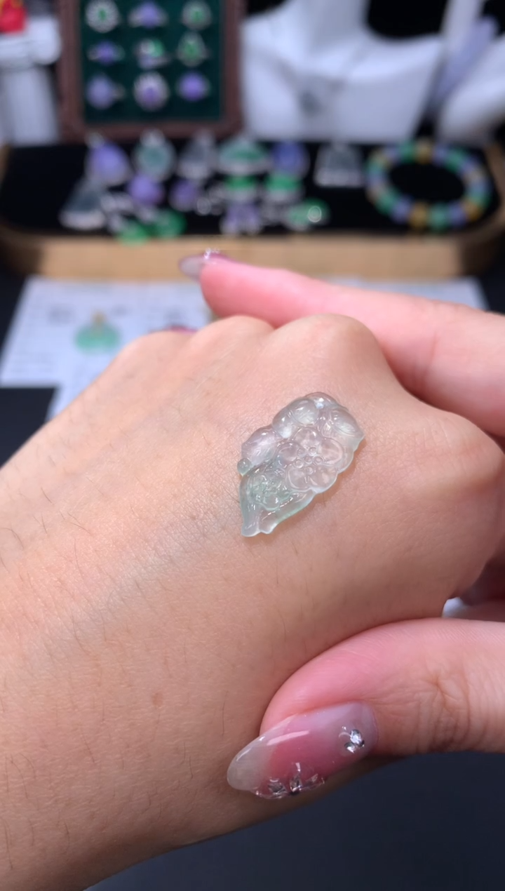 颈饰未镶嵌翡翠48小时鉴赏期 退货不扣服务费