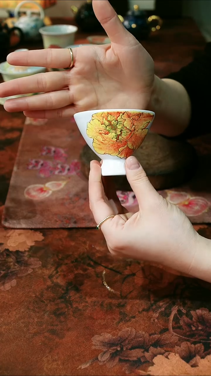 茶碗...........