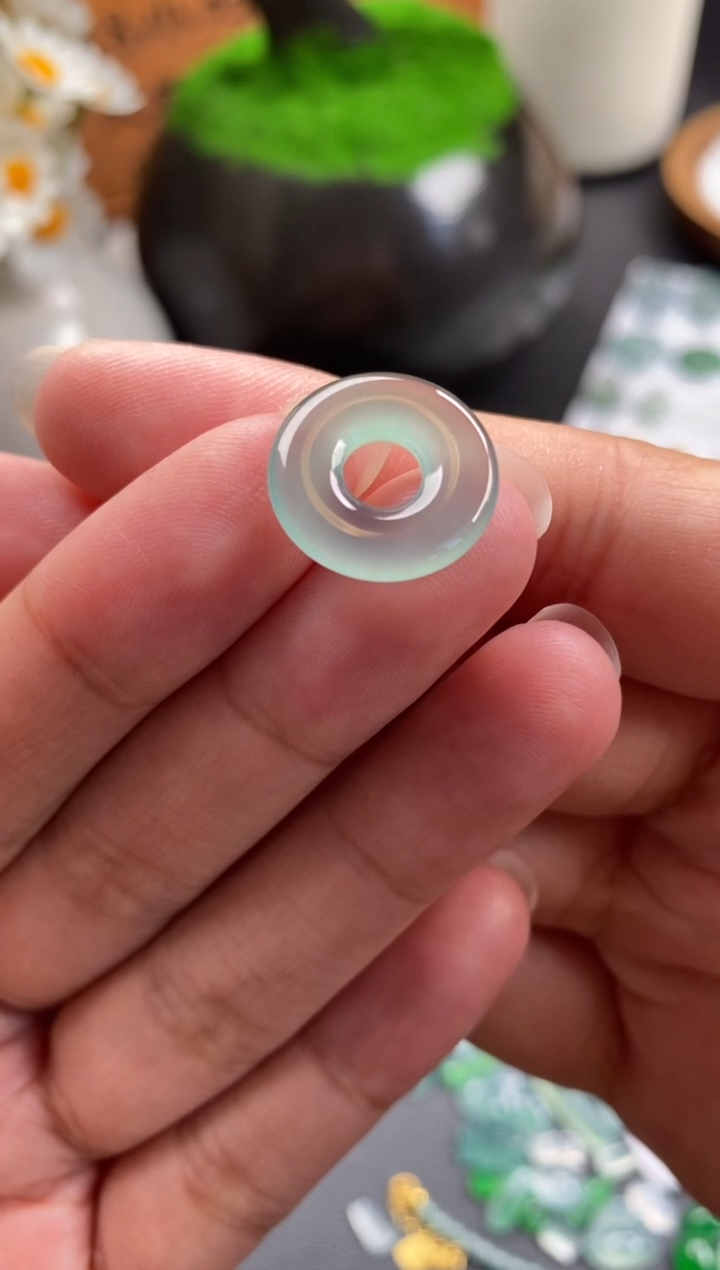 散珠翡翠晴色甜甜圈