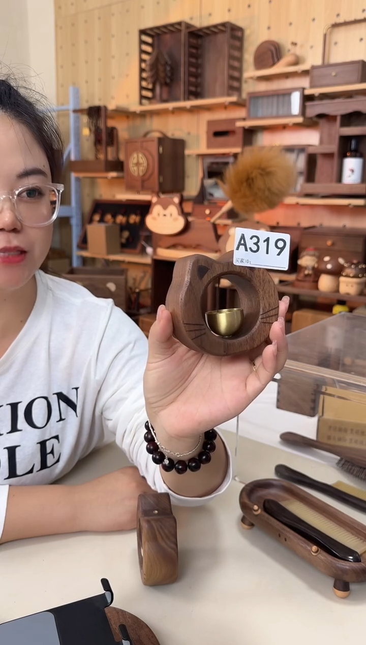 木319北美黑胡桃小猫门铃