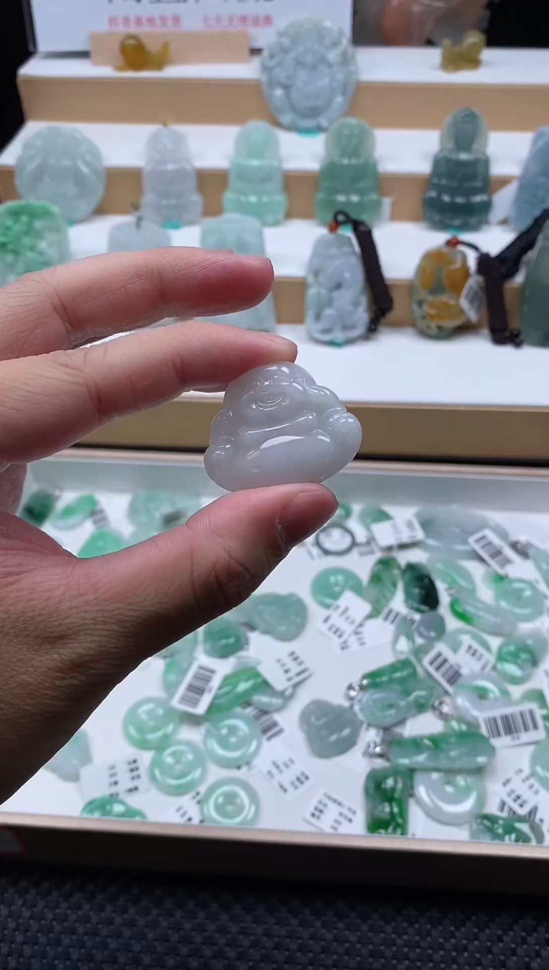 【闪购商品】翡翠颈饰未镶嵌59佛公