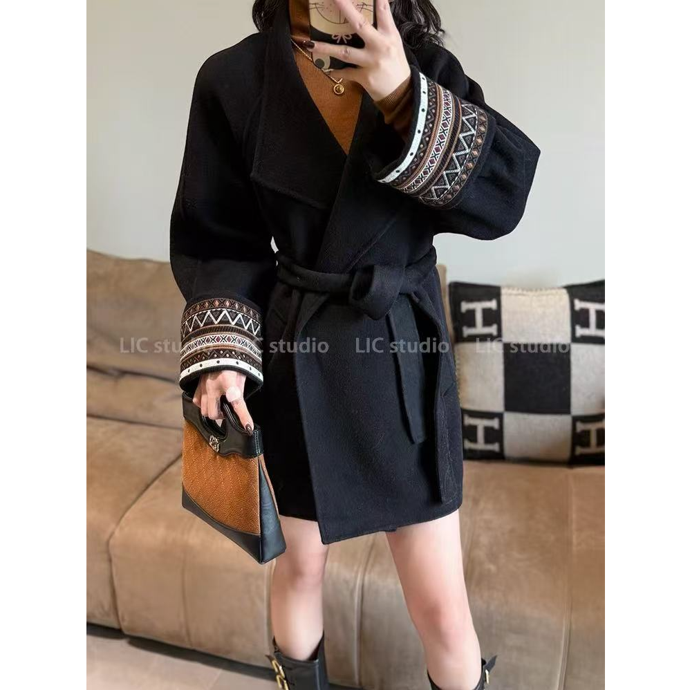 重工民族风绣口刺绣双面毛呢大衣女2025初冬新款气质毛呢外套