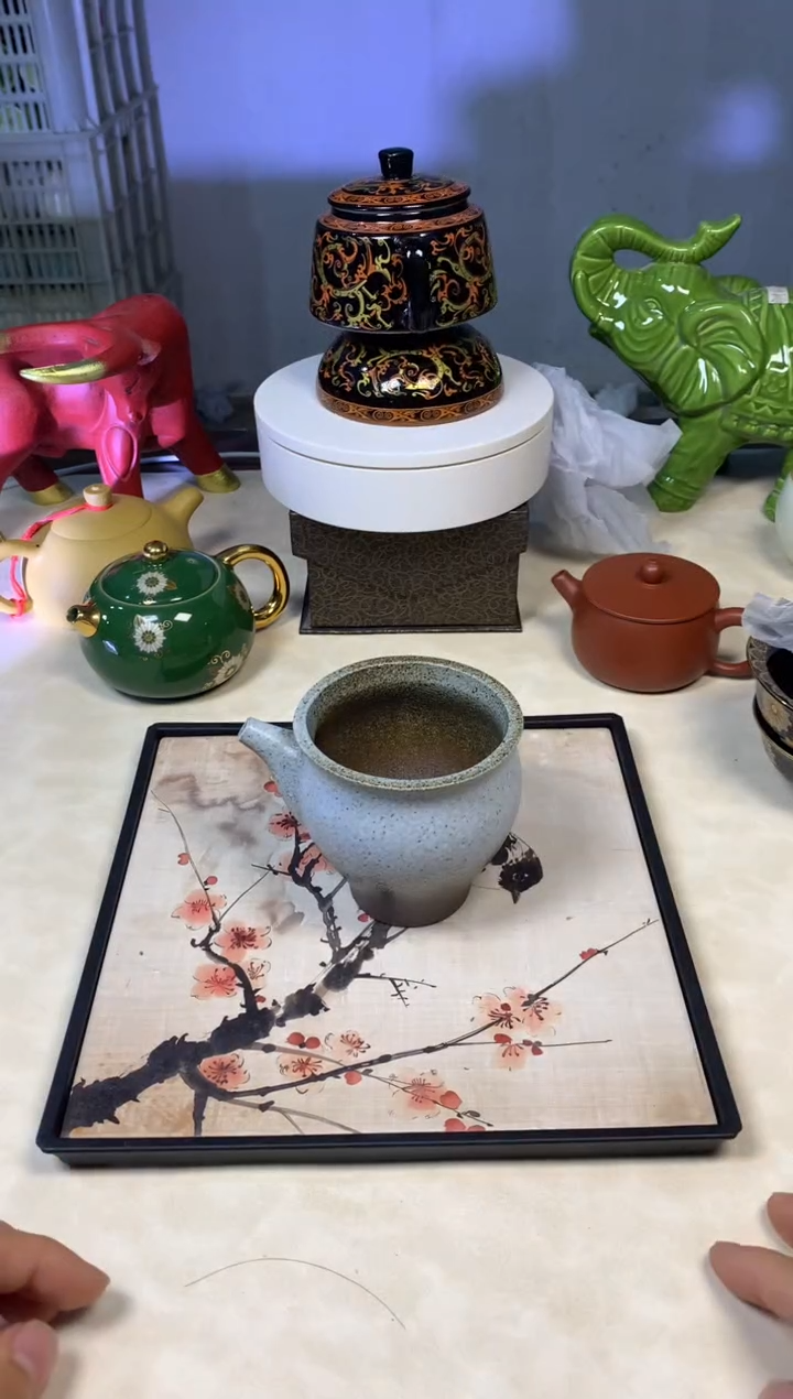 茶壶、盖碗、主人杯、客杯（轻轻微瑕介意勿拍