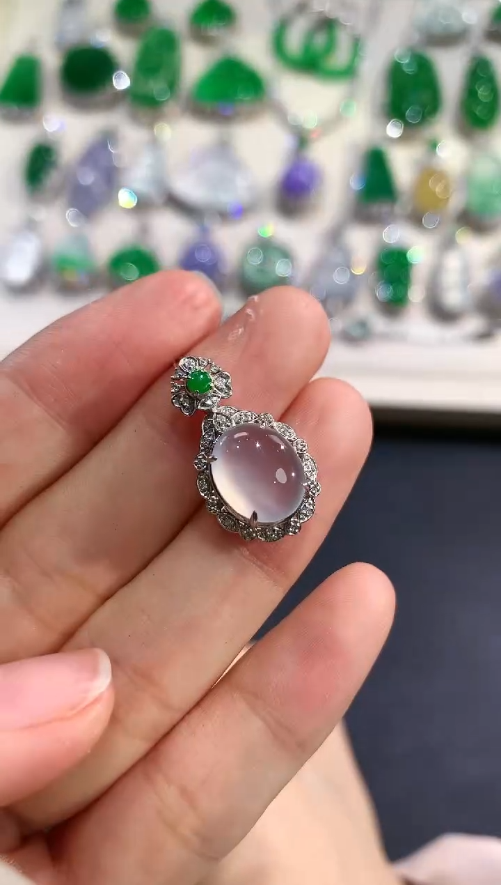 【闪购商品】翡翠吊坠(不含链)18K金镶嵌q75 多样性一件发货