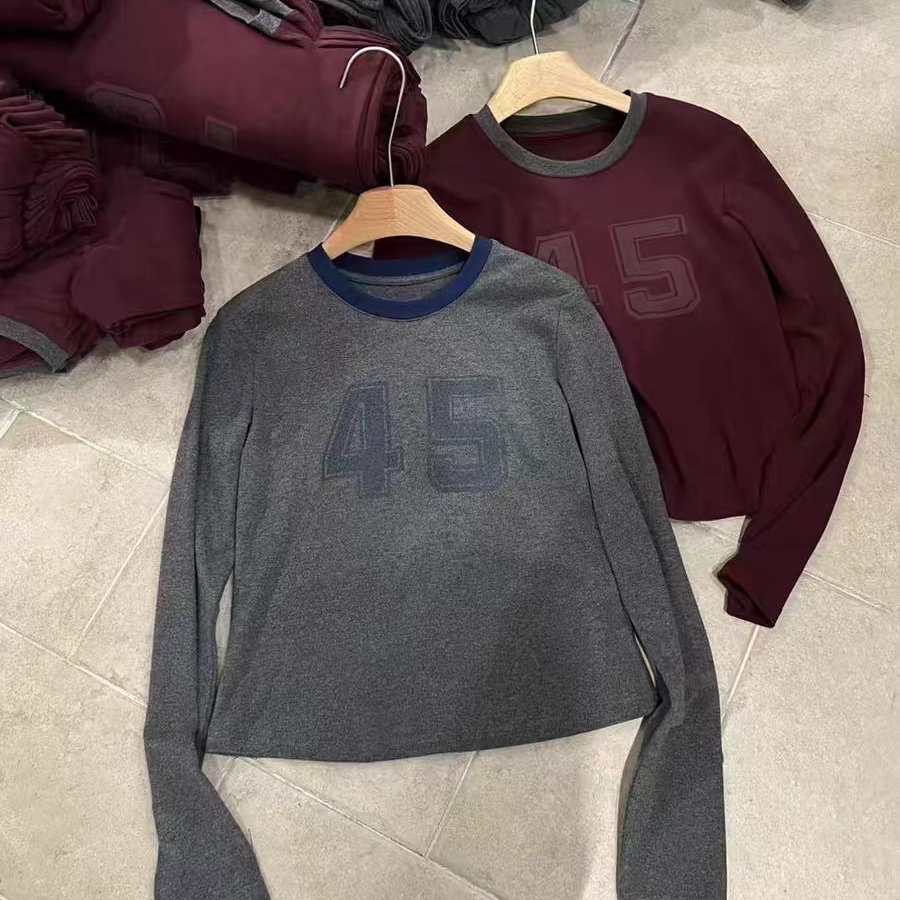 T-583圆领数字打底衫