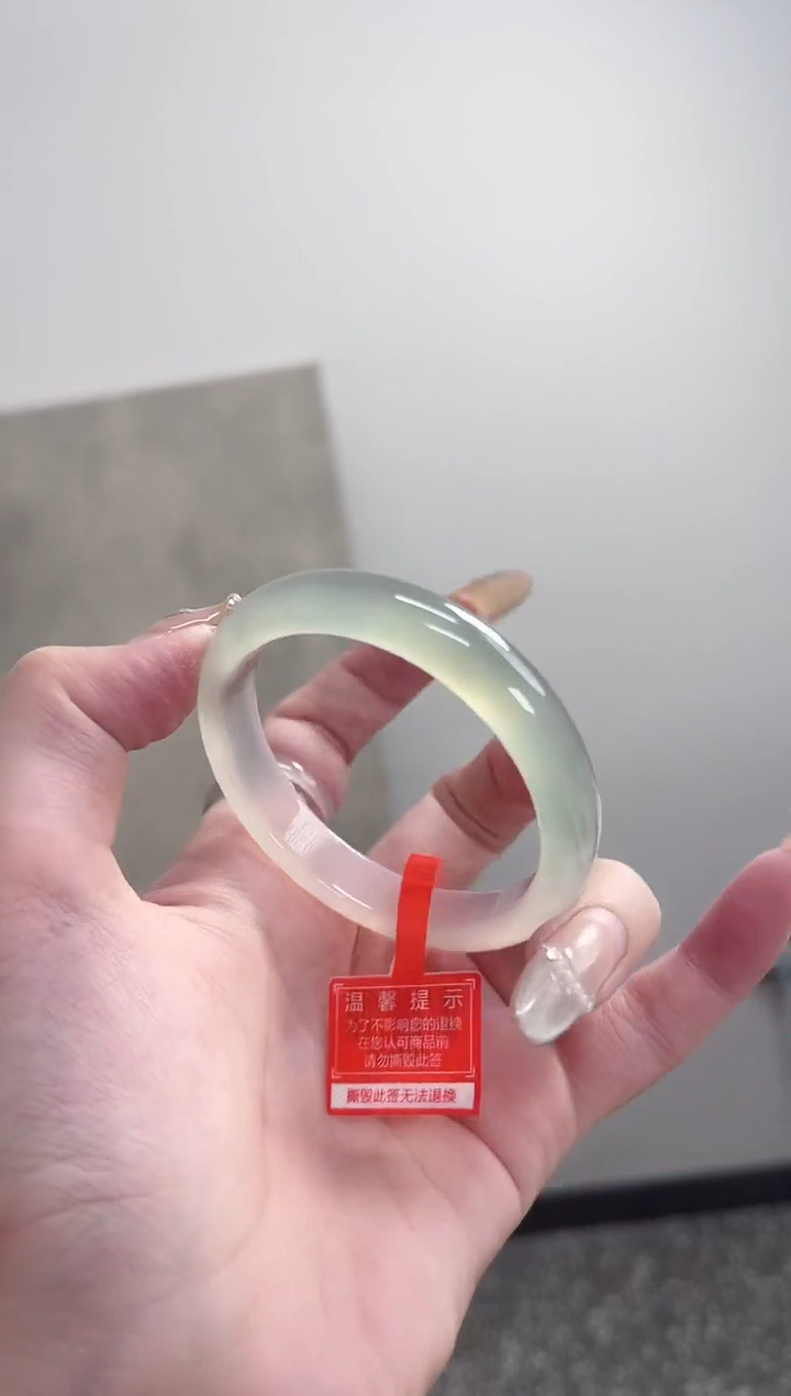 【闪购商品】玛瑙/玉髓手镯未镶嵌50-51圈 需要包容