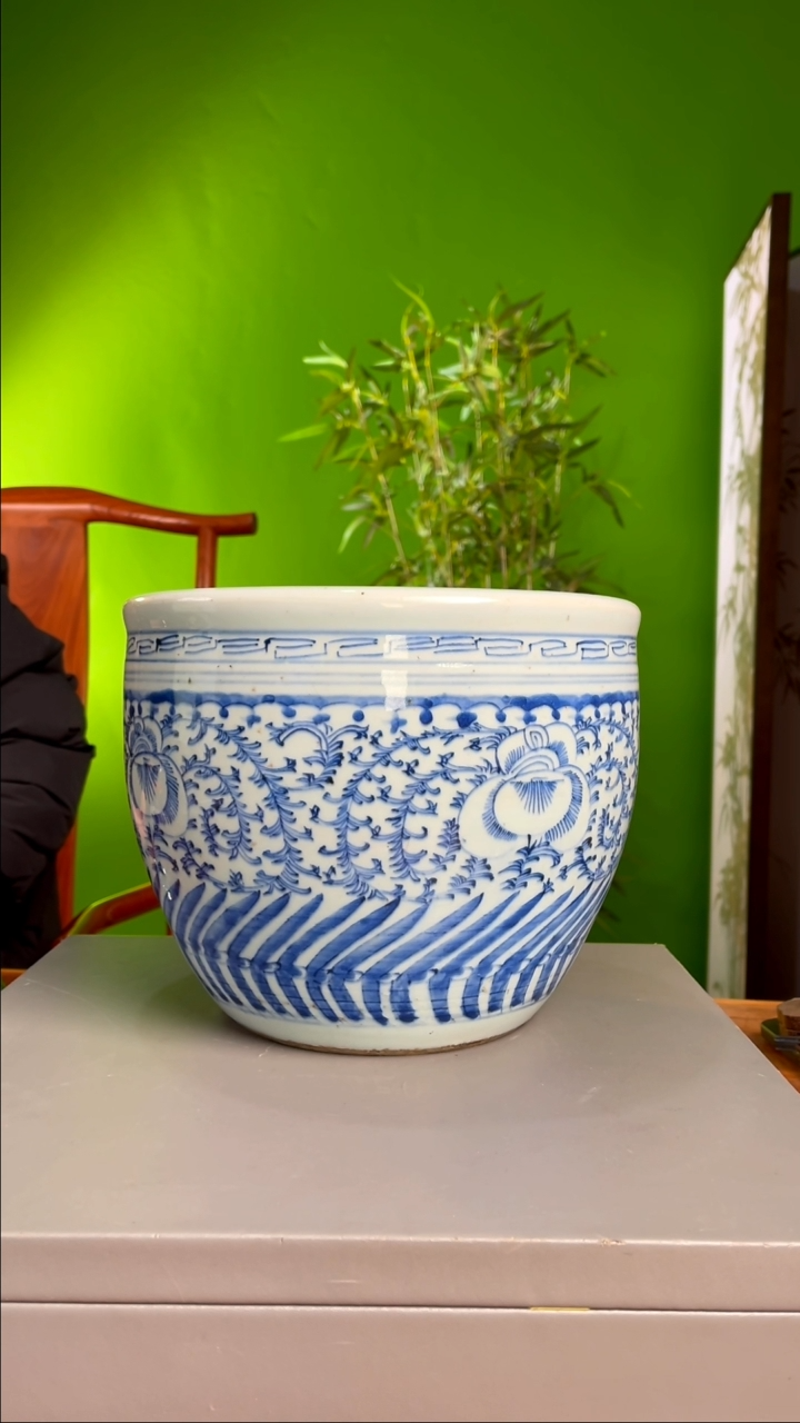 【闪购商品】摆件瓷青花缠枝莲大缸