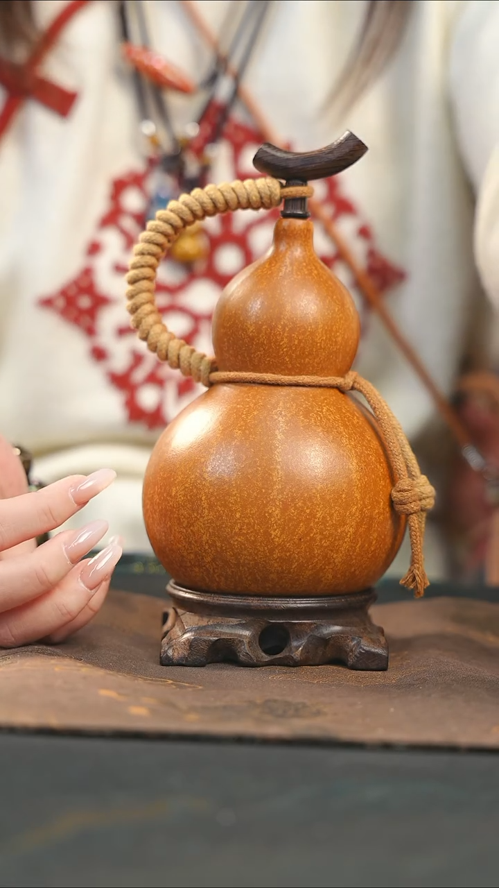 【闪购商品】RB132大漆酒葫芦不包手串及旋转底座