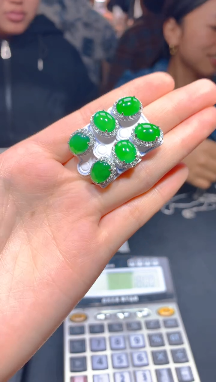 【闪购商品】定制翡翠未镶嵌21多样性发货(发其一）