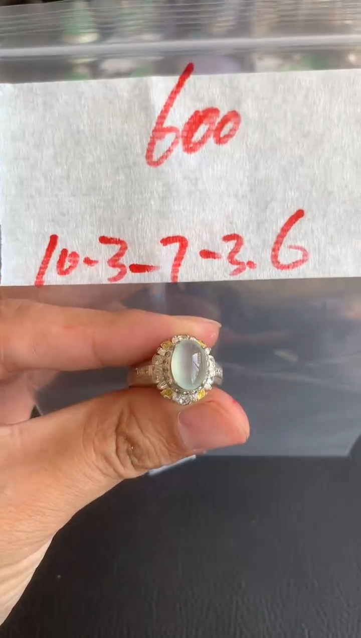 未镶嵌定制翡翠缅甸A货翡翠，拍一发一