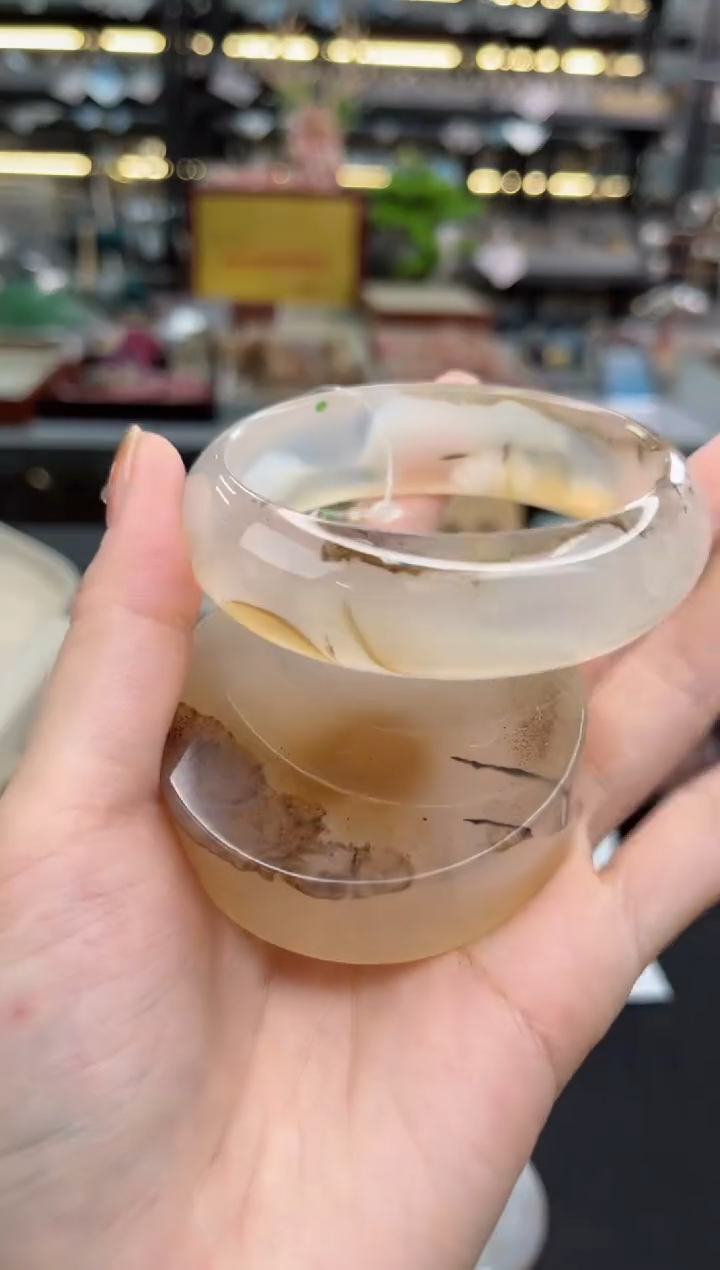 【闪购商品】石英质玉手镯未镶嵌59圈口（赠品镯心）3931281