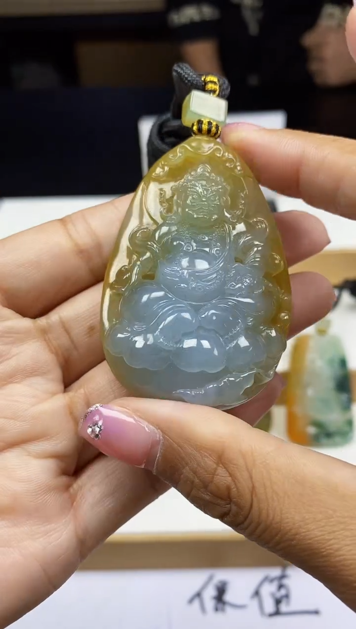 【闪购商品】翡翠颈饰未镶嵌翡翠A货