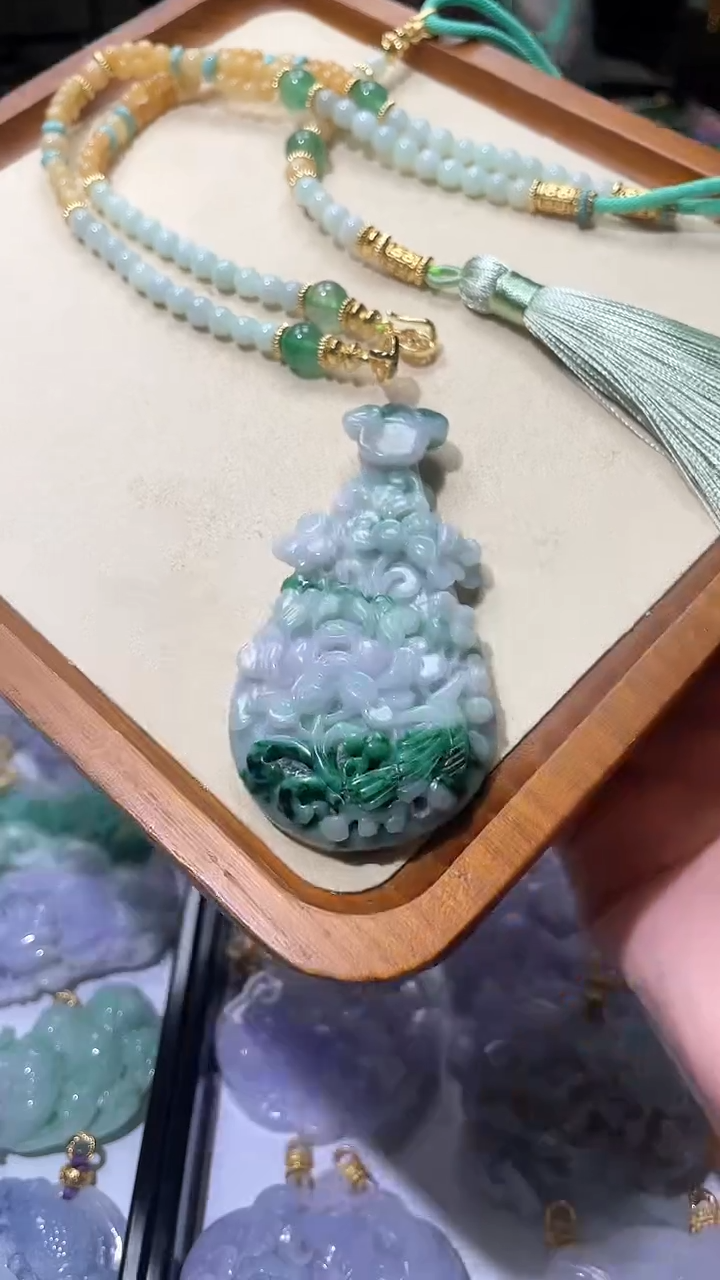 【闪购商品】翡翠颈饰未镶嵌吊坠