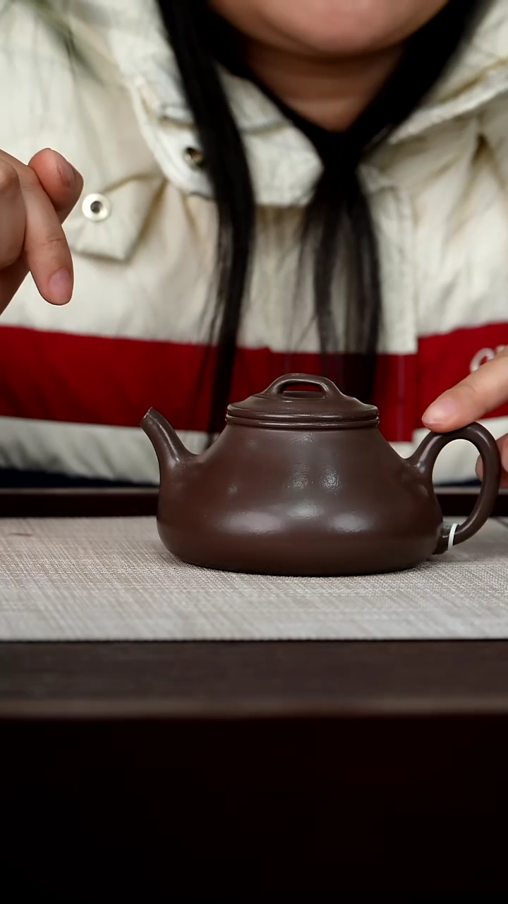 【闪购商品】宜兴原矿紫砂壶茶壶260C
