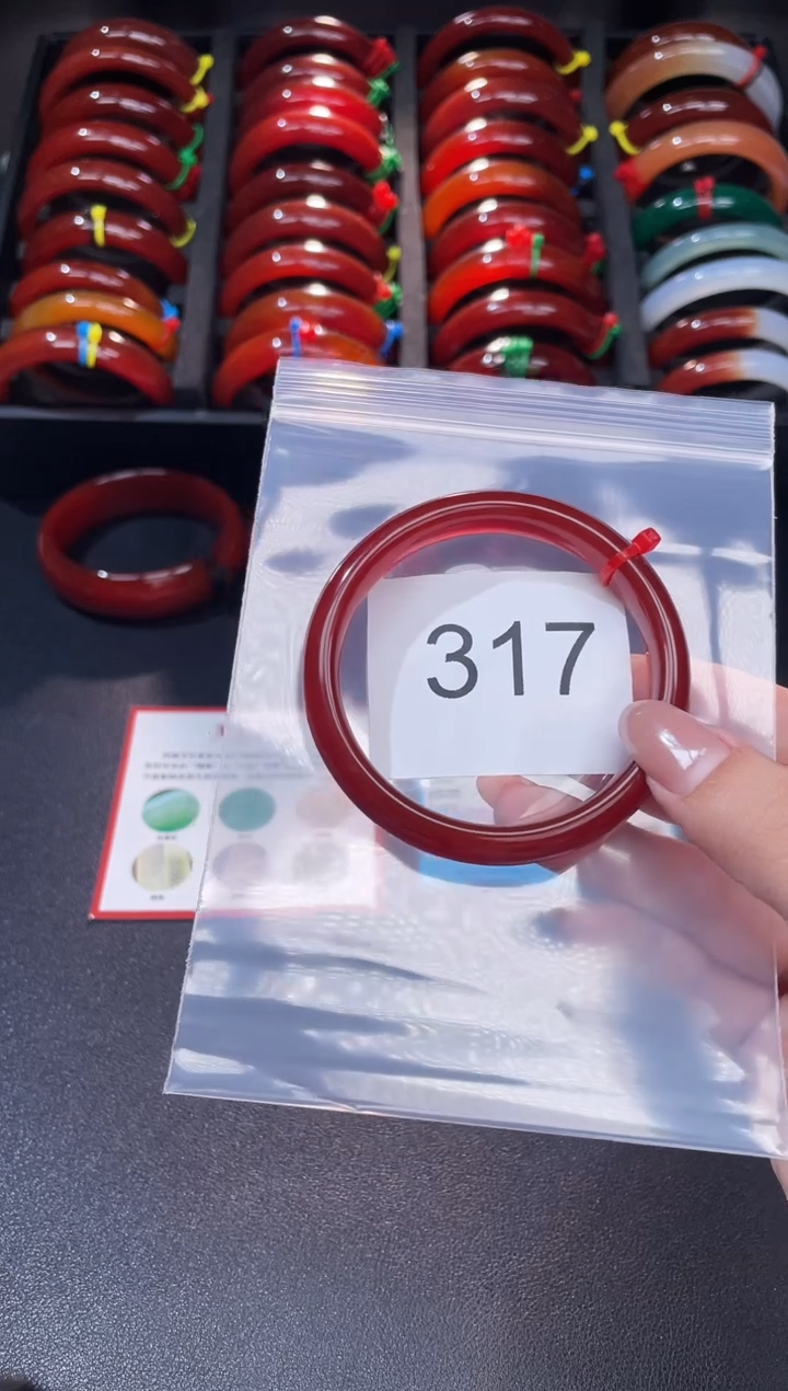 手镯玛瑙/玉髓未镶嵌一****ෆ56圈口*A317