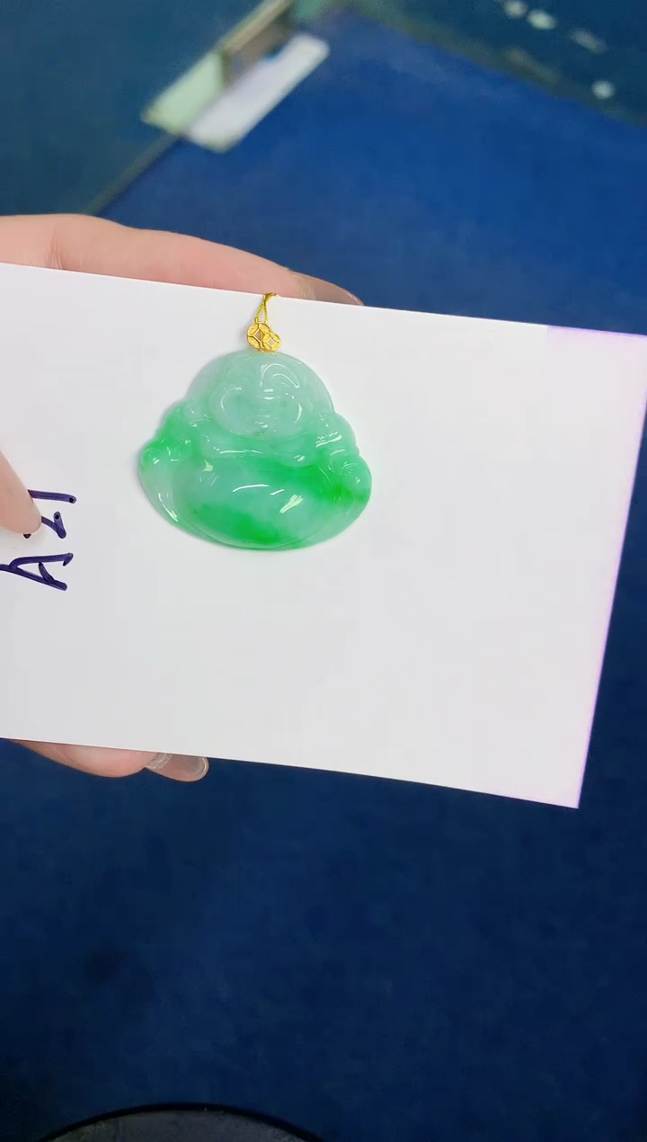 颈饰18K金镶嵌翡翠缅甸天然翡翠A货