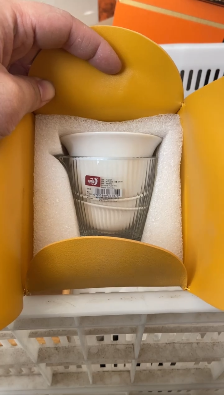 杯子瓷无运费险有瑕疵的摄影的产品有使用过的痕迹有点脏介意勿拍