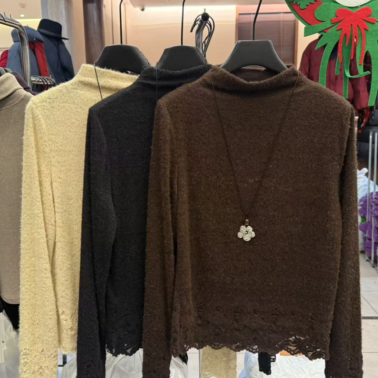 【丽丽定制】秋冬季蕾丝设计感拼接打底上衣 