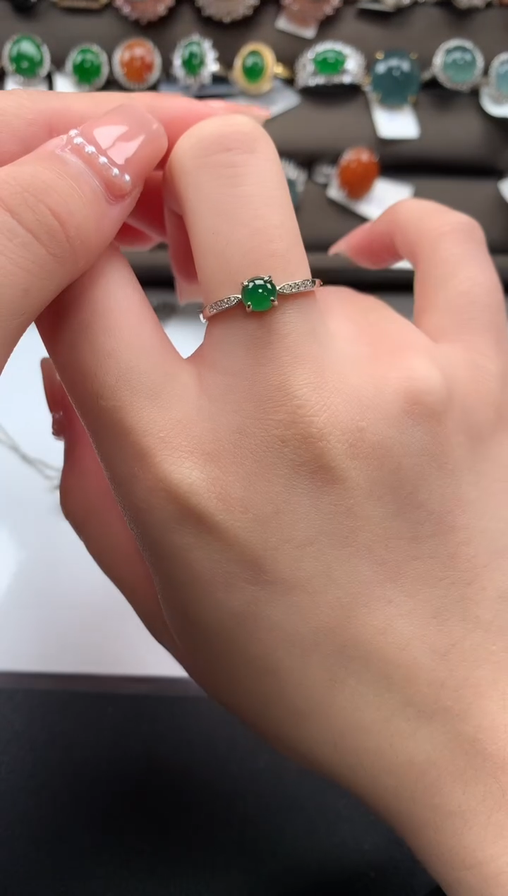 【闪购商品】翡翠戒指银S925镶嵌52114