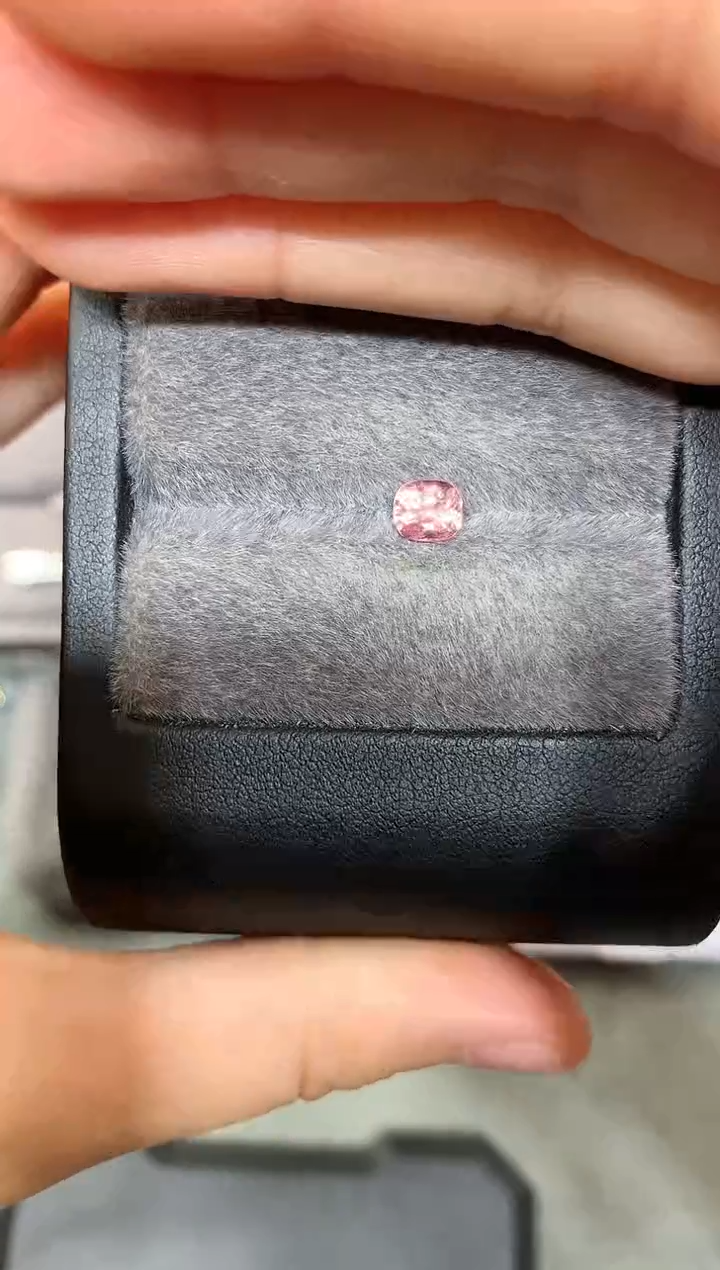 【闪购商品】定制尖晶石裸石未镶嵌枕型 香槟色调 0.82ct