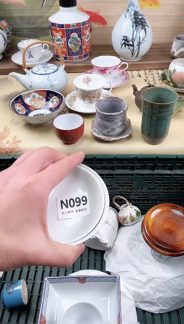 瓷片山****s099                          