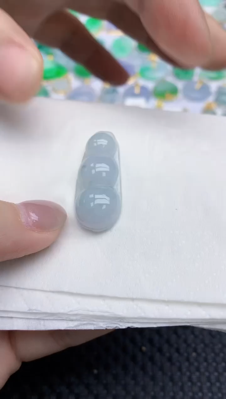 【闪购商品】翡翠颈饰未镶嵌天然翡翠A货