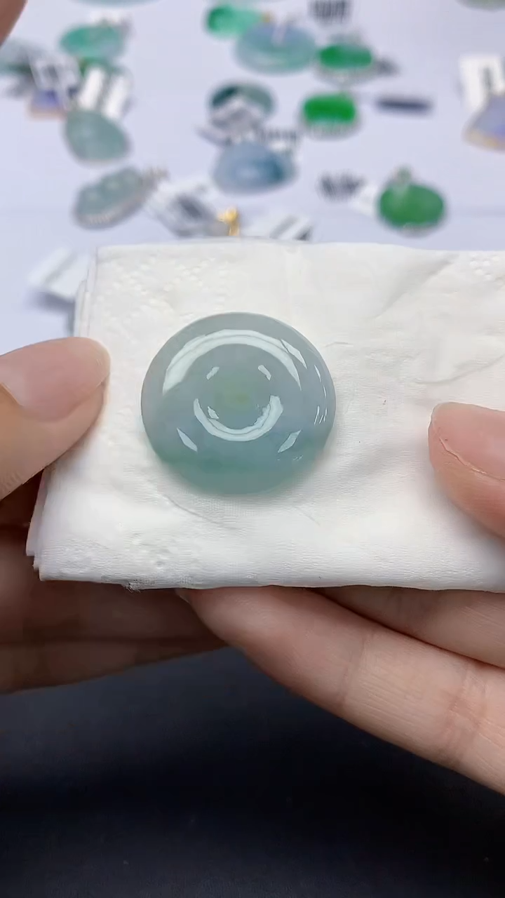 翡翠未镶嵌颈饰天然缅甸a货翡翠
