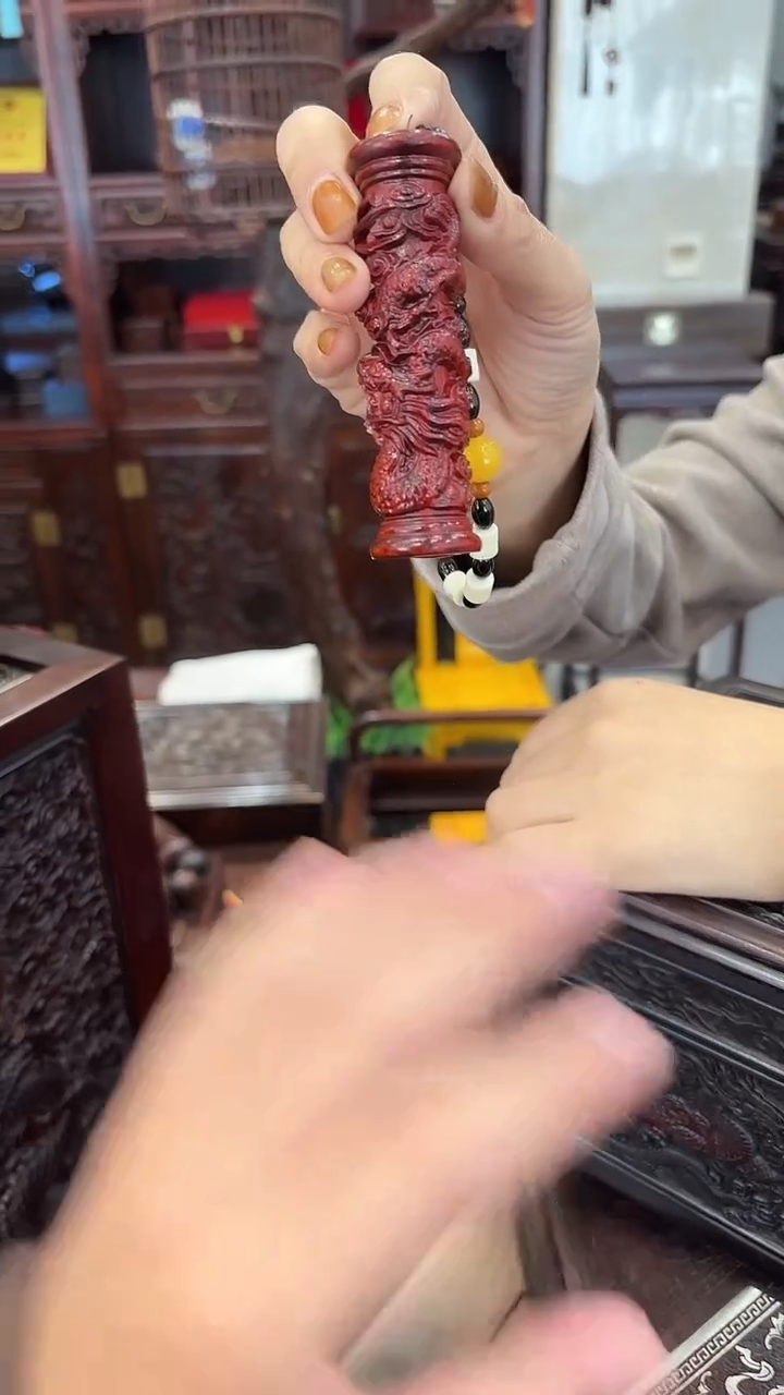 染料紫檀（血檀）紫檀木----手把件