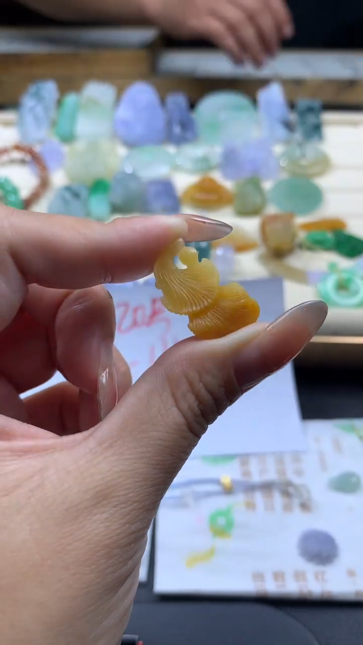 【闪购商品】定制翡翠未镶嵌翡翠