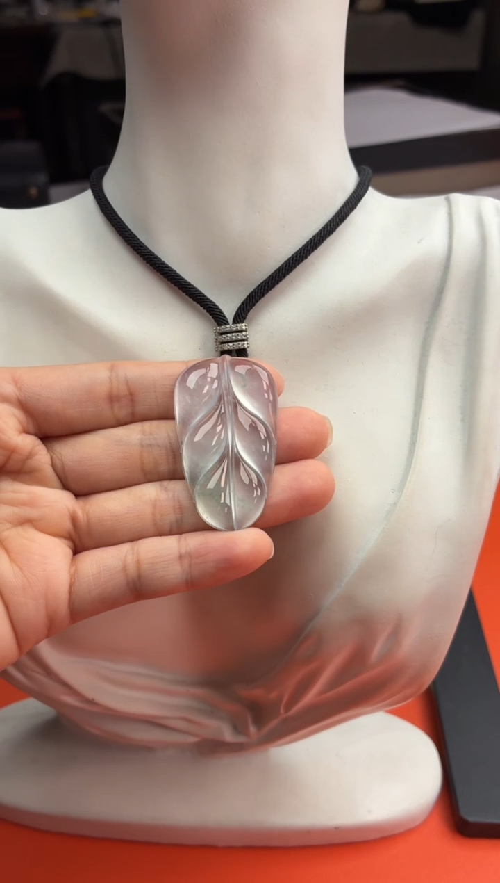 吊坠(不含链)未镶嵌翡翠60 叶子 43.9 25.5 5.0