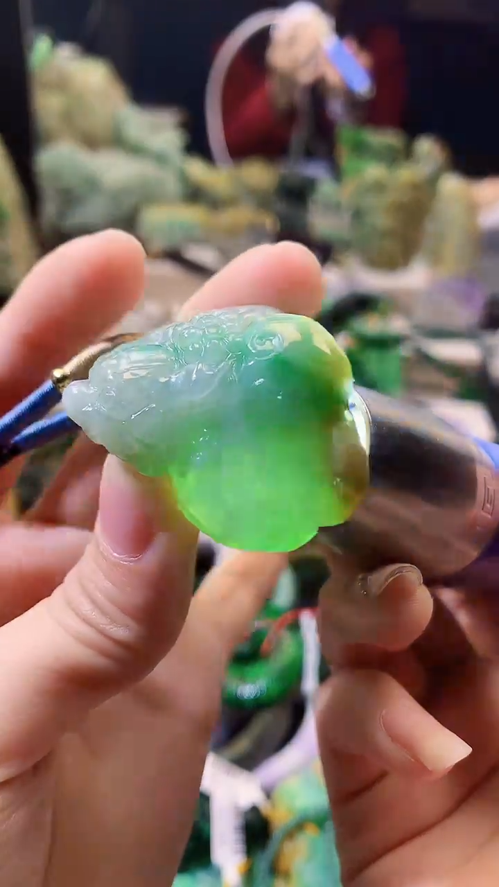 颈饰未镶嵌翡翠天然缅甸a货翡翠