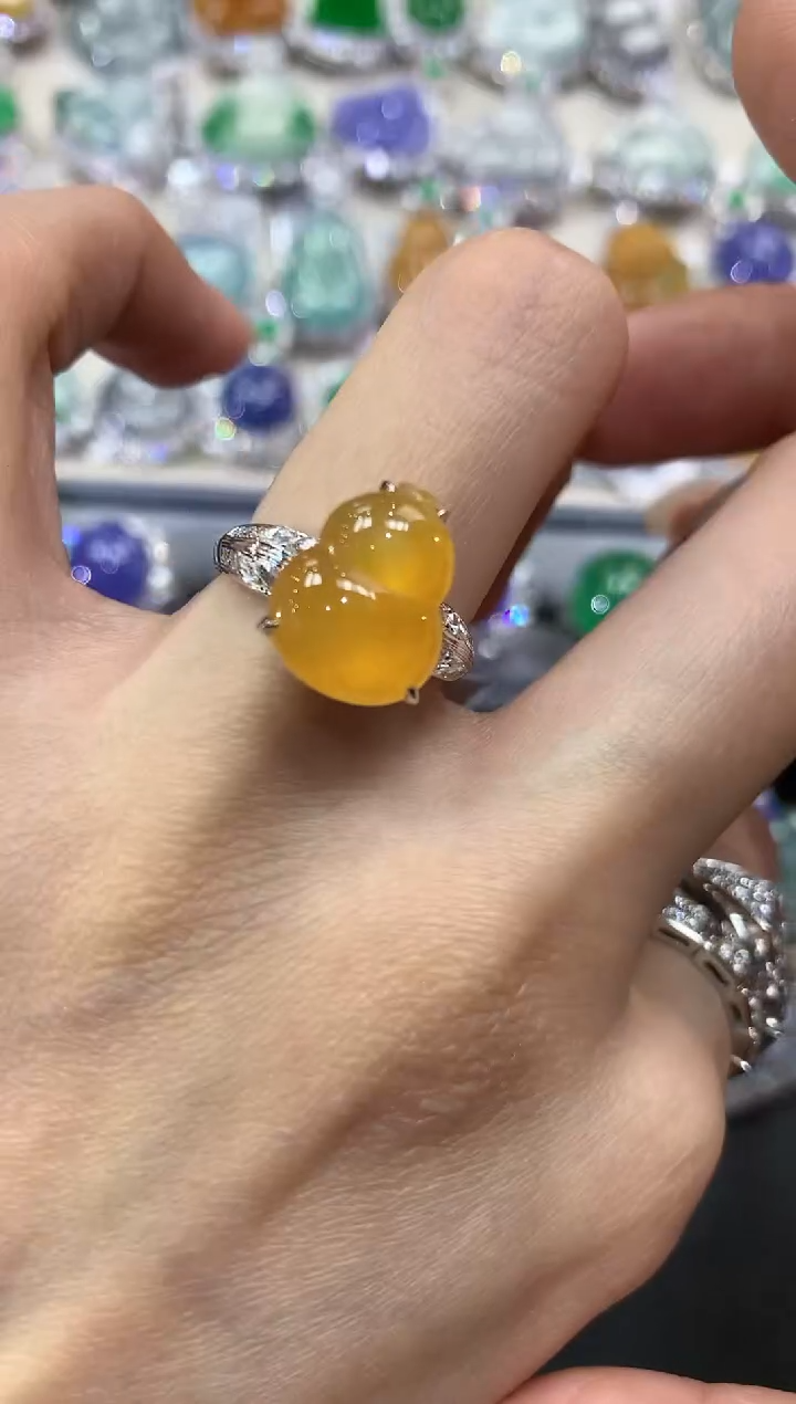 【闪购商品】翡翠戒指18K金镶嵌w72