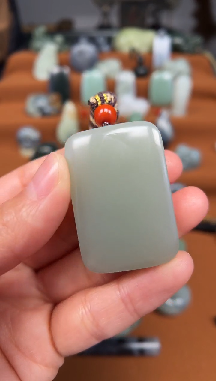 【闪购商品】和田玉颈饰未镶嵌平安牌