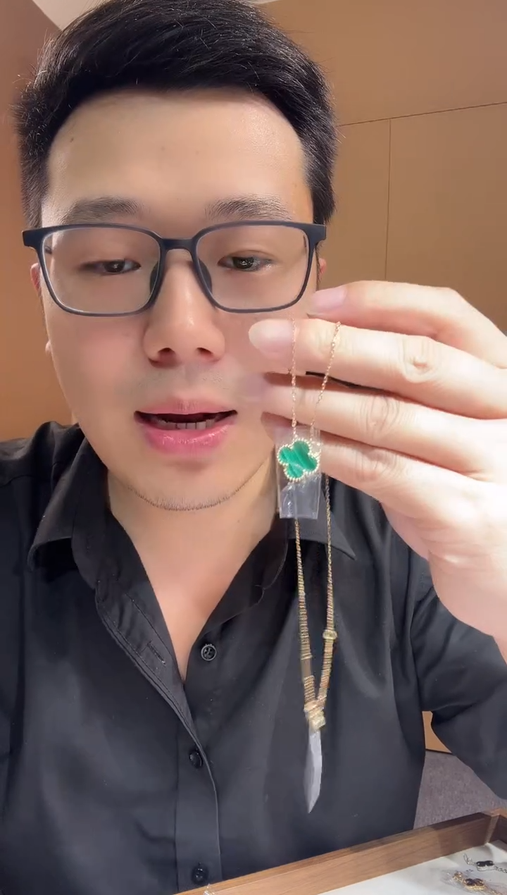 【闪购商品】孔雀石套链18K金镶嵌绿色k黄，四叶草套链GHJ25版