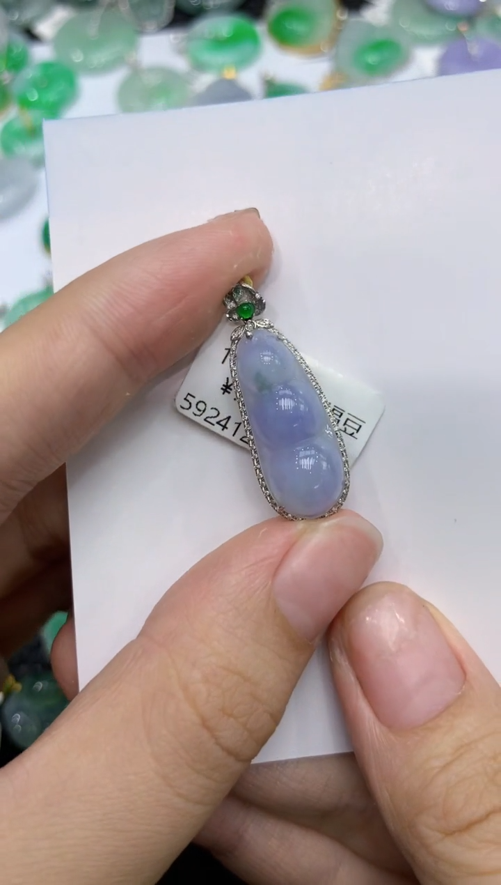 【闪购商品】翡翠颈饰18K金镶嵌111111111