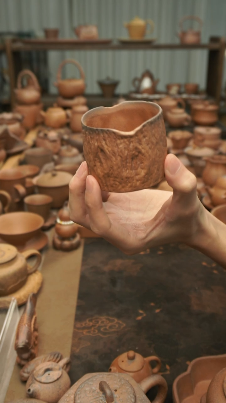 老岩泥原矿料  手捏树桩茶漏座杯