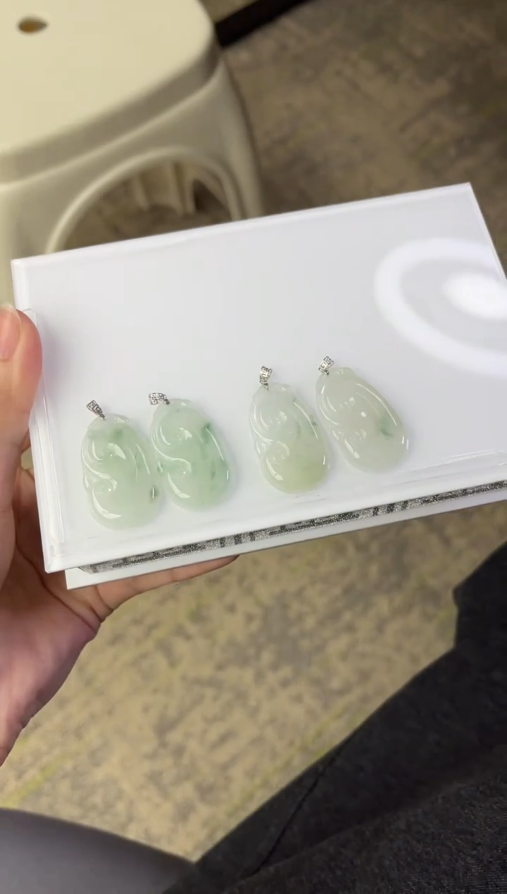 【闪购商品】翡翠颈饰18K金镶嵌A322 多样性发一件/配绳子