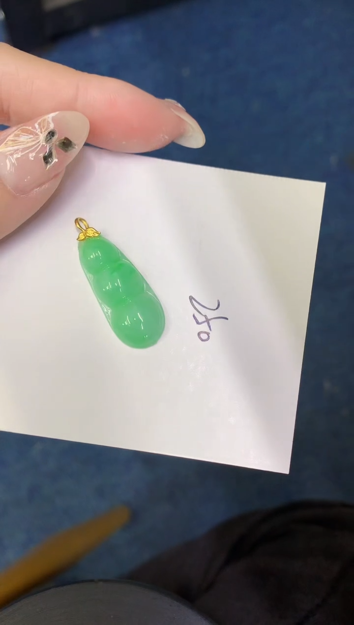 【闪购商品】翡翠颈饰18K金镶嵌00000000000