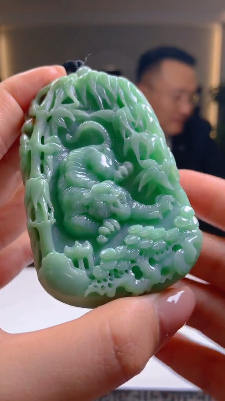 【闪购商品】定制翡翠未镶嵌毛货闪购链接WM085