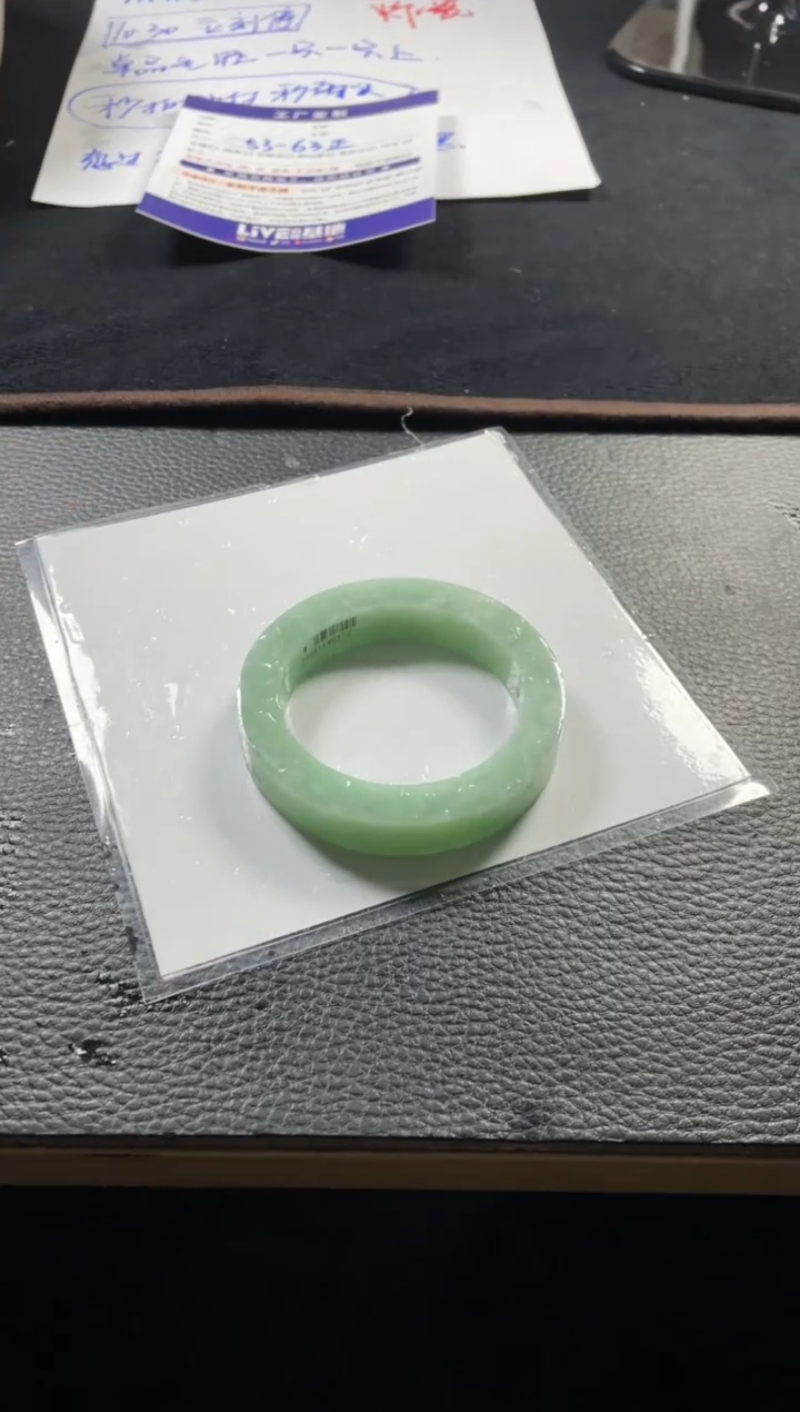 【闪购商品】定制翡翠手镯未镶嵌绿定制手镯ZX9/DZS