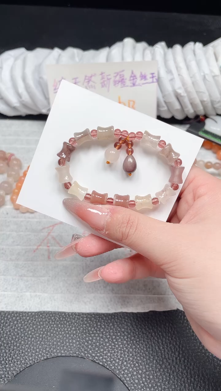 【闪购商品】石英质玉手镯未镶嵌竹节