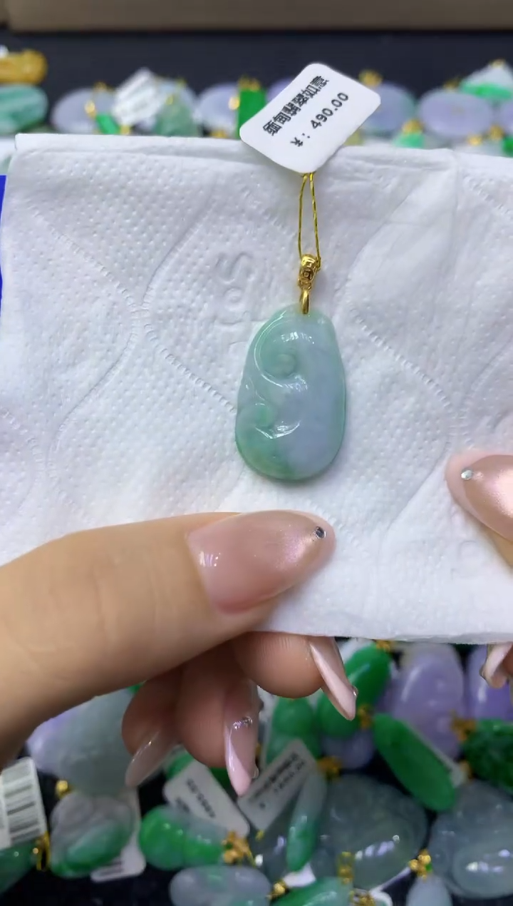 颈饰未镶嵌翡翠天然缅甸翡翠A货