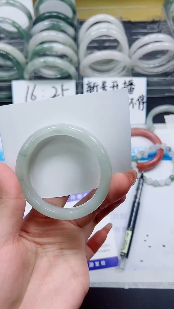 【闪购商品】石英质玉手镯未镶嵌S40-51/52