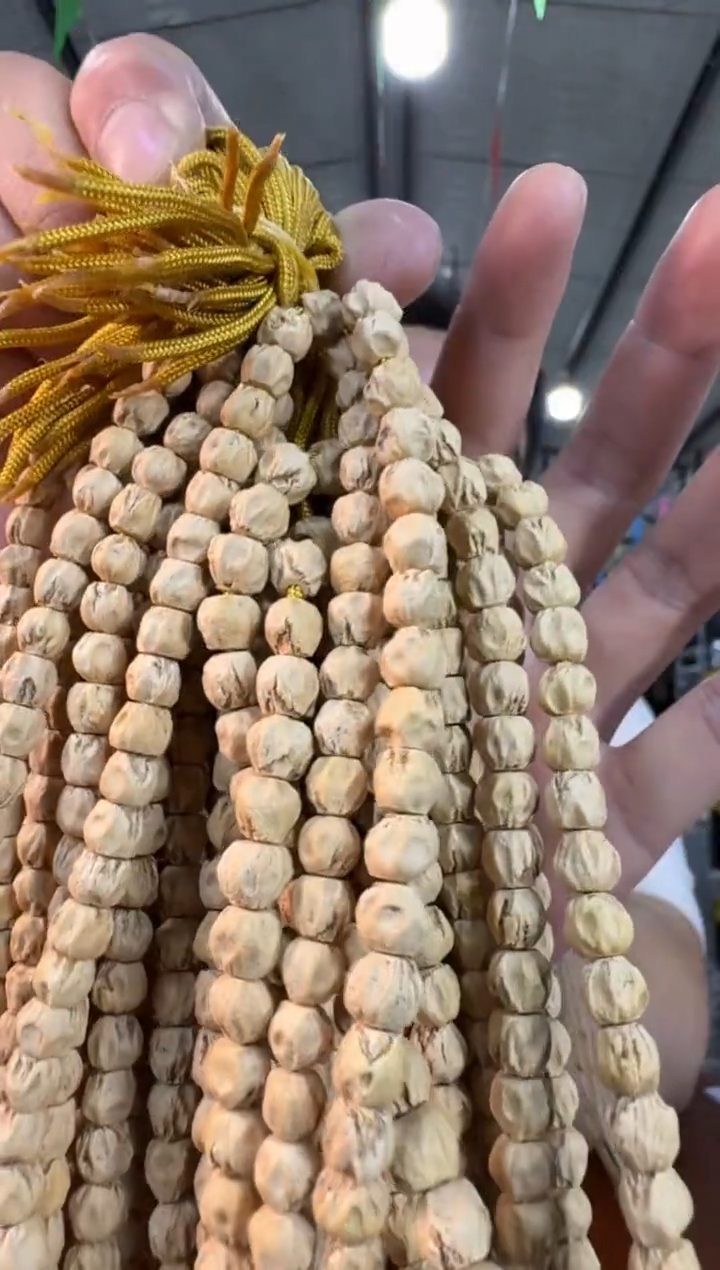 柏香籽/百香籽手串A65实物为准