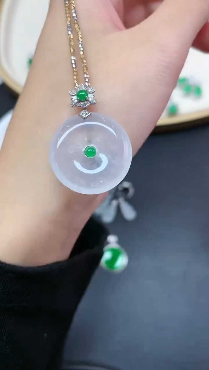 【闪购商品】翡翠吊坠(不含链)18K金镶嵌吊坠A188|5800