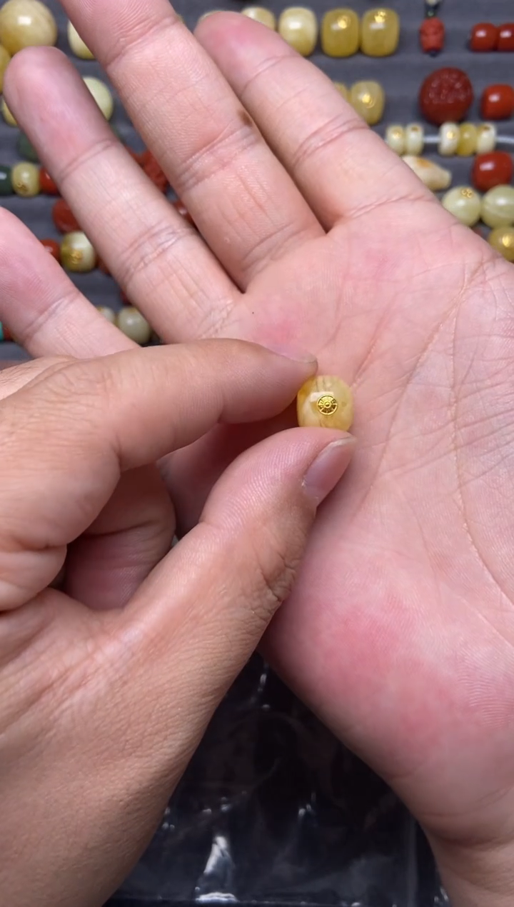 【闪购商品】蜜蜡珠宝奇石足金镶嵌12mm一个