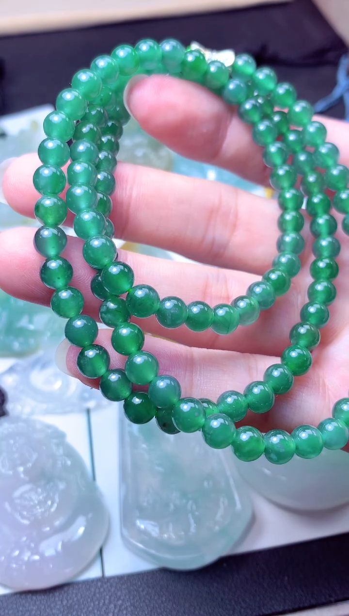 颈饰未镶嵌翡翠天然A货翡翠