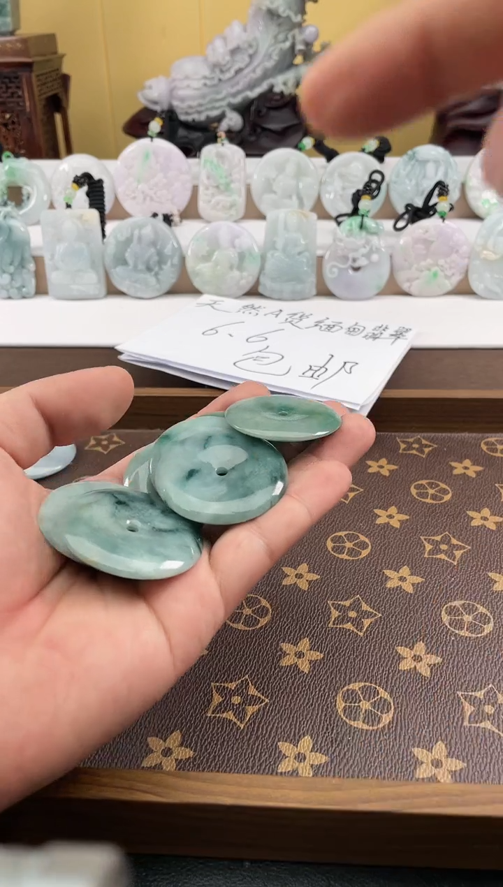 颈饰未镶嵌翡翠25/12/10/.76小扣多样性发货，发其一